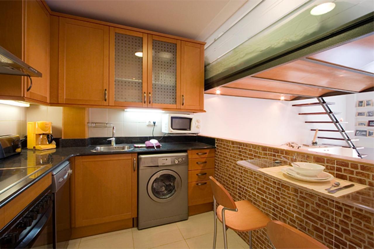 Reina Amalia Apartment — Photos 1